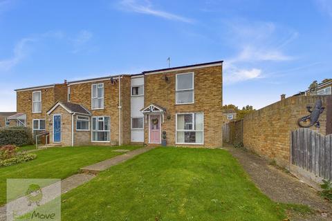 3 bedroom end of terrace house for sale, St David's Road, Allhallows, Rochester ME3 9QX