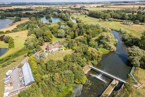 4 bedroom detached house for sale, Ford Lane, Roxton