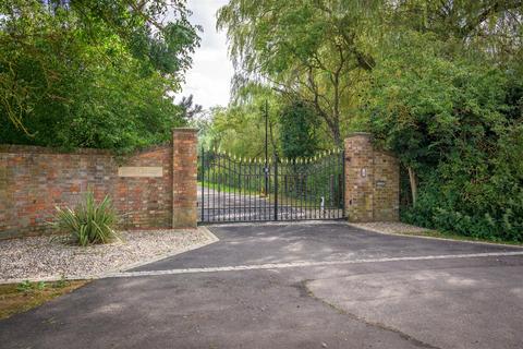 4 bedroom detached house for sale, Ford Lane, Roxton