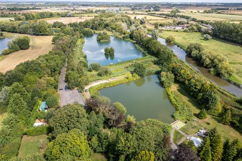 4 bedroom detached house for sale, Ford Lane, Roxton