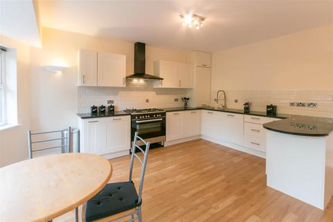 2 bedroom flat to rent, Akenside Terrace, Jesmond, Newcastle upon Tyne