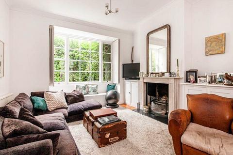 3 bedroom terraced house to rent, Portobello Road, Notting Hill, London, W11