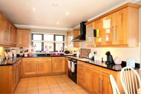 4 bedroom detached house for sale, Dargate Road, Yorkletts, Whitstable, CT5