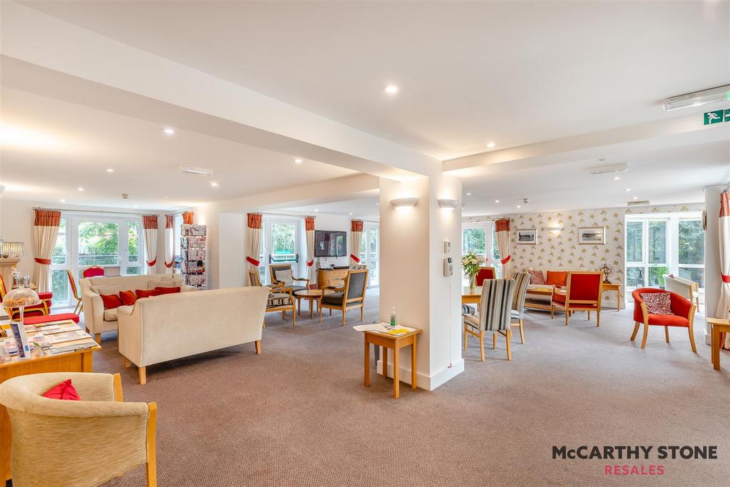 8617381-interior15.jpg