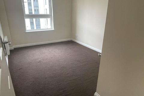 2 bedroom flat to rent, Wallace Street, Glasgow G5