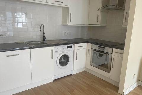 2 bedroom flat to rent, Wallace Street, Glasgow G5