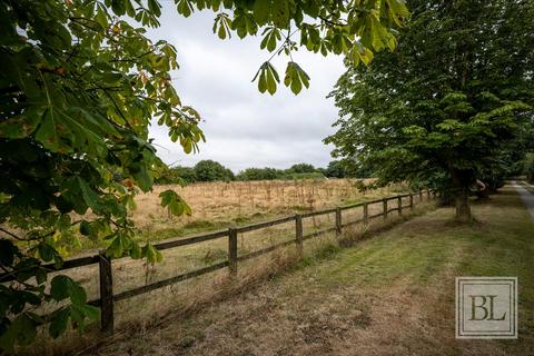 5 bedroom barn conversion for sale, Wick Lane, Ardleigh, Colchester, CO7