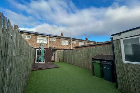 2 bedroom terraced house for sale, Lowick Gardens, Peterborough PE3