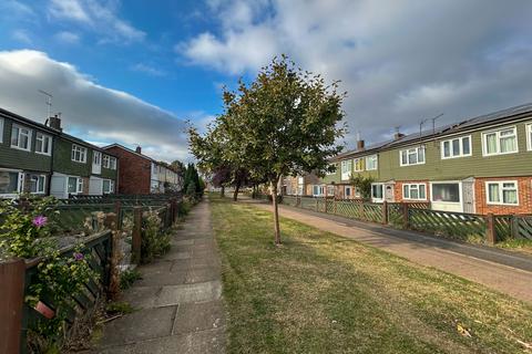 48 Lowick Gardens, Peterborough, PE3 7HG