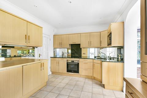 4 bedroom detached house for sale, Middle Hill, Egham, Surrey, TW20