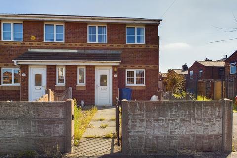 3 bedroom semi-detached house to rent, Crantock Road, Wigan, WN5