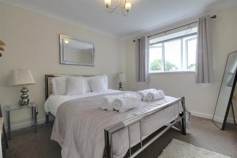 2 bedroom apartment to rent, 55 Western Avenue, Barton on Sea