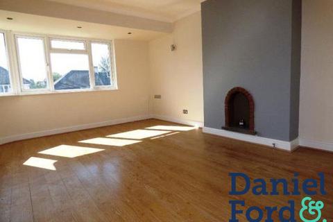 2 bedroom flat to rent, Westmere Drive, London