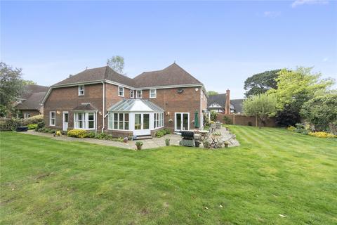 Waterford Close, Cobham, Surrey, KT11