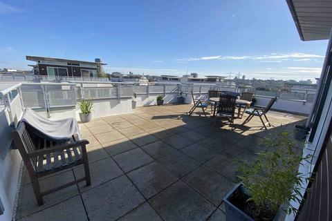 3 bedroom flat to rent, Freemens Meadow, City Area LE2