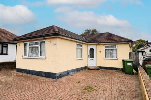 3 bedroom detached bungalow for sale, Abbs Cross Lane, Hornchurch, RM12