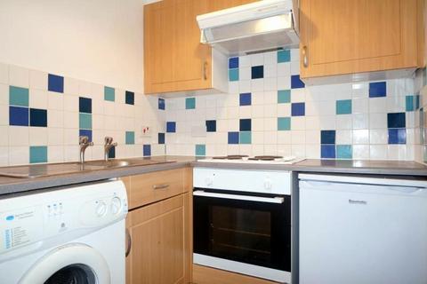 1 bedroom flat to rent, Grosvenor Gardens, Willesden Green