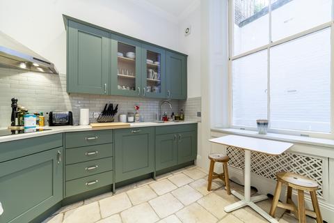 2 bedroom apartment for sale, Redcliffe Square, London, SW10