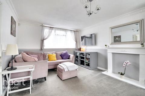 3 bedroom end of terrace house for sale, Clarendon Road, Basildon