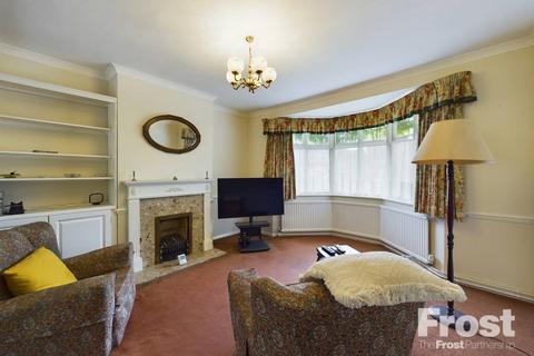 45 Queens Way, Feltham, TW13 7NS