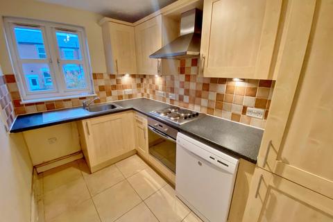 2 bedroom flat to rent, Burleigh Road, Preston PR1