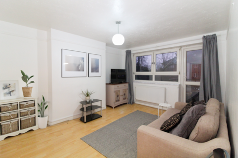 2 bedroom flat for sale, Knights Hill, West Norwood, London, SE27