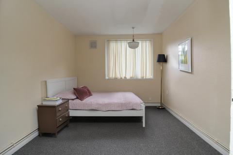 2 bedroom flat for sale, Knights Hill, West Norwood, London, SE27