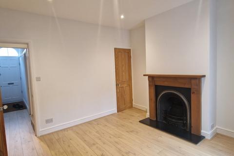 2 bedroom terraced house to rent, Cloutsham Street, Northampton,  NN1 3LL