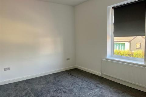 3 bedroom terraced house to rent, Leaver Street, Burnley