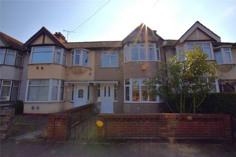 3 bedroom terraced house to rent, Thurloe Gardens, Romford, RM1