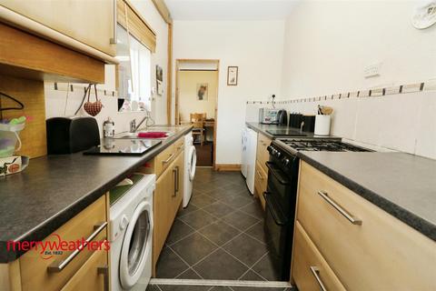 2 bedroom semi-detached house for sale, Gilberthorpe Street, Clifton, Rotherham