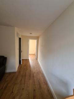 2 bedroom flat to rent, Mansel Street, Swansea SA1