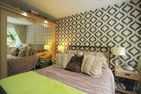 80 Summerbridge Crescent, Bradford, BD10 8BB