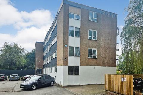 1 bedroom flat for sale, Flat 29 Kirkstall Gate, 101 Commercial Road, Leeds, West Yorkshire, LS5 3AD