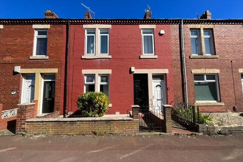 2 bedroom ground floor flat for sale, Portland Street, Gateshead, Tyne and Wear, NE10