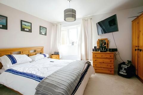 2 bedroom terraced house for sale, Portchester Close, Park Farm, Peterborough, PE2