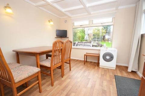 50 Highcroft Crescent, Bognor Regis, PO22 8DL