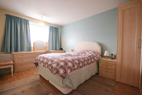 50 Highcroft Crescent, Bognor Regis, PO22 8DL