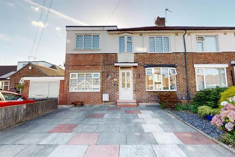 4 bedroom semi-detached house for sale, Minehead Avenue, Flixton, Manchester, M41