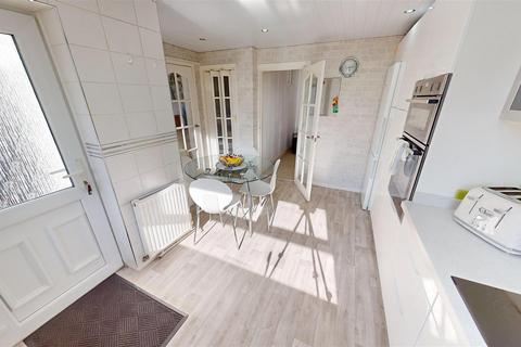 4 bedroom semi-detached house for sale, Minehead Avenue, Flixton, Manchester, M41