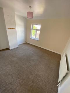 2 bedroom terraced house to rent, Chapel street, Stoke-on-Trent ST6 2QD