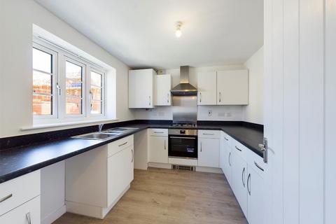 3 bedroom semi-detached house to rent, Hexham Street, Towcester