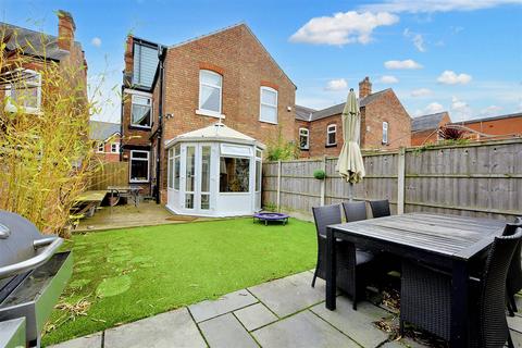 4 bedroom semi-detached house for sale, Walton Street, Long Eaton