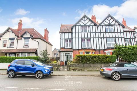 5 bedroom house for sale, Trinity Avenue, Conwy LL30