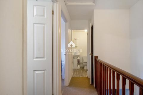 64 Adelaide Drive, Colchester, CO2 8UX