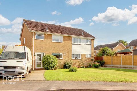 3 bedroom semi-detached house for sale, Westmoors, Ashford