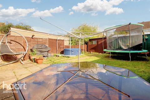 22 Westmoors, Ashford, TN23 5UQ