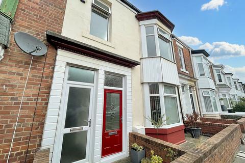 3 bedroom flat for sale, Northcote Street, Westoe, South Shields, Tyne and Wear, NE33 4DJ