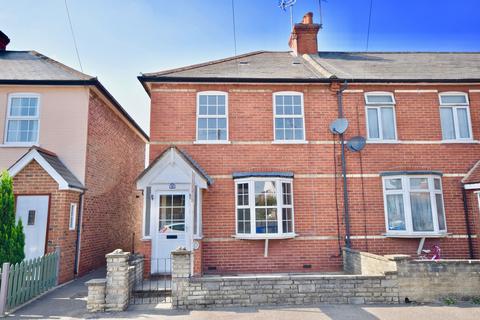 3 bedroom end of terrace house for sale, Kingslea, Leatherhead KT22