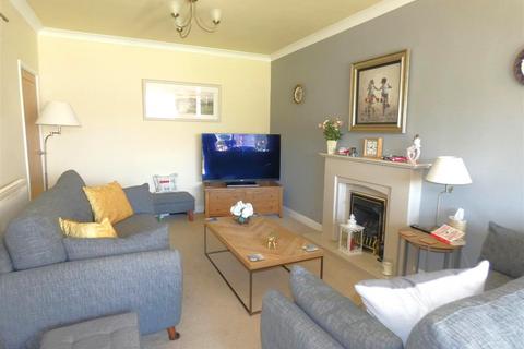 165 Maney Hill Road, Sutton Coldfield, B72 1JW
